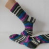 Handgestrickte Wollsocken Gr. 46 – bunt gestreift- grau-lila-grün-beige – Bild 3