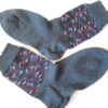 Handgestrickte Wollsocken Gr. 42 – Grau-mit-Muster-im-Bein (Kopie) – Bild 3