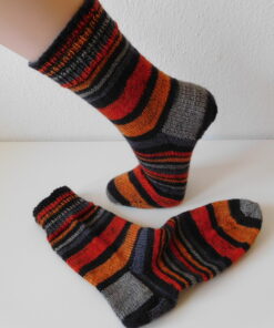 Alternative view of Handgestrickte Wollsocken Gr. 38 - Grau Orange gestreift