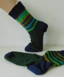 Alternative view of Handgestrickte Wollsocken Gr. 43 – Grün-Blau-mit Steifenmuster im Bein