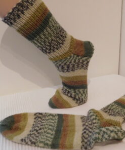 Alternative view of Handgestrickte Wollsocken Gr. 44-grün-gestreift