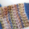 Handgestrickte Wollsocken Gr. 40 – Jeansblau mit Steifenmuster im Bein Beige Grün – Bild 4